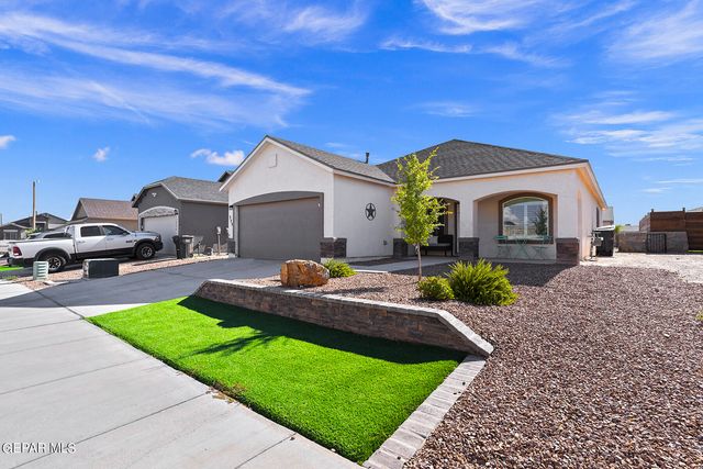 325 SAMUEL VISTA Street, Horizon City, TX 79928