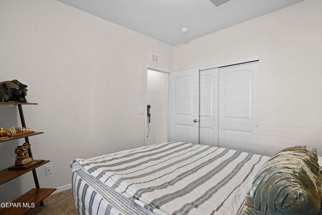325 SAMUEL VISTA Street, Horizon City, TX 79928
