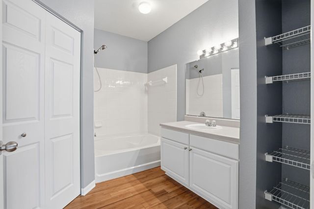 60 Fenwick Hall Allee Alley 935, Johns Island, SC 29455