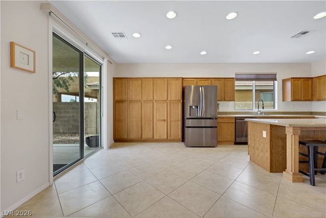 625 Bighorn Creek Street, Henderson, NV 89002