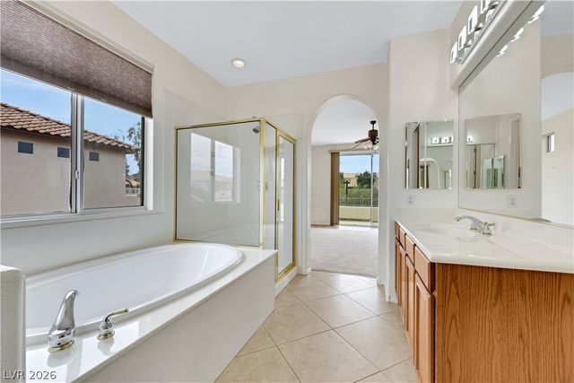 625 Bighorn Creek Street, Henderson, NV 89002