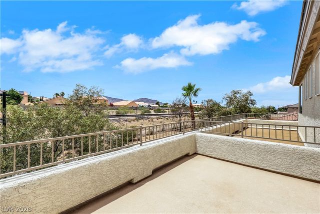 625 Bighorn Creek Street, Henderson, NV 89002