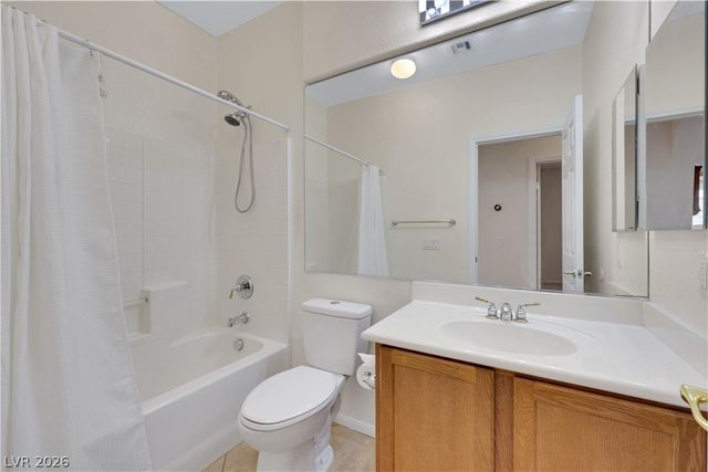 625 Bighorn Creek Street, Henderson, NV 89002