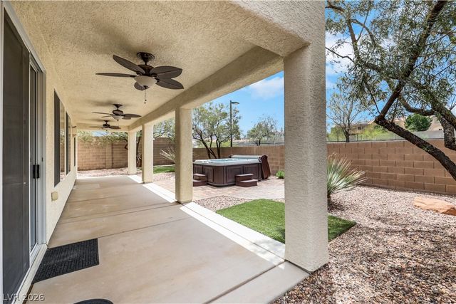 625 Bighorn Creek Street, Henderson, NV 89002