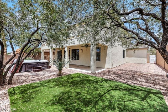 625 Bighorn Creek Street, Henderson, NV 89002
