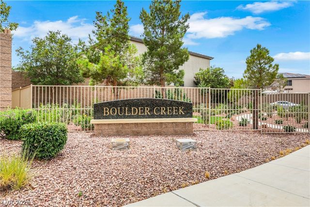 625 Bighorn Creek Street, Henderson, NV 89002