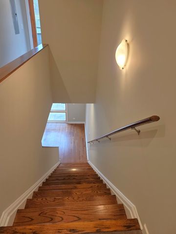 1708 S Desplaines Street 1, Chicago, IL 60616