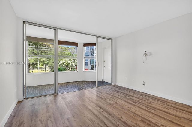 1501 NE 191st St C212, Miami, FL 33179