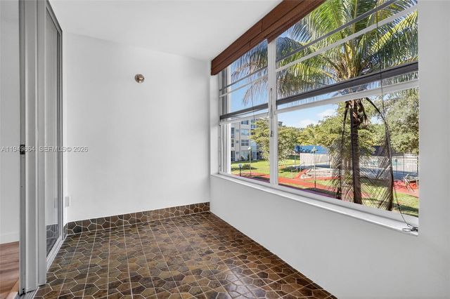 1501 NE 191st St C212, Miami, FL 33179