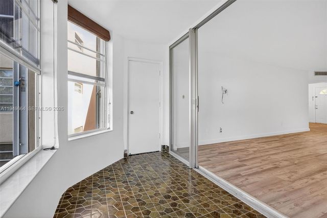 1501 NE 191st St C212, Miami, FL 33179