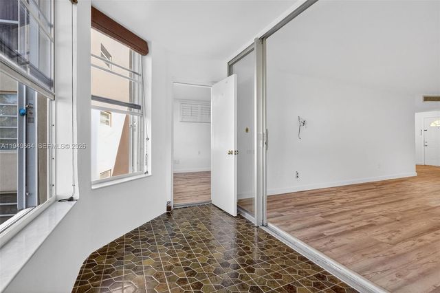 1501 NE 191st St C212, Miami, FL 33179