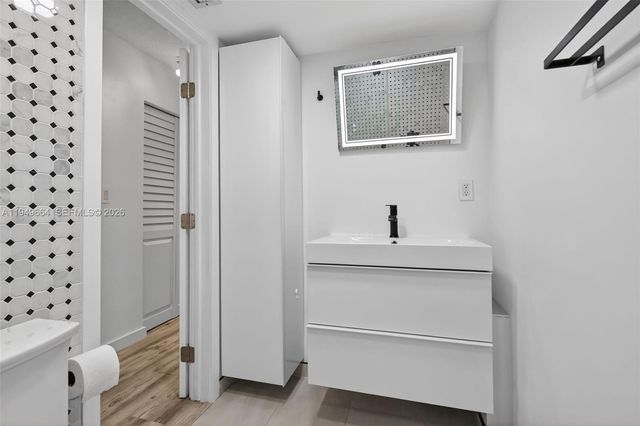 1501 NE 191st St C212, Miami, FL 33179