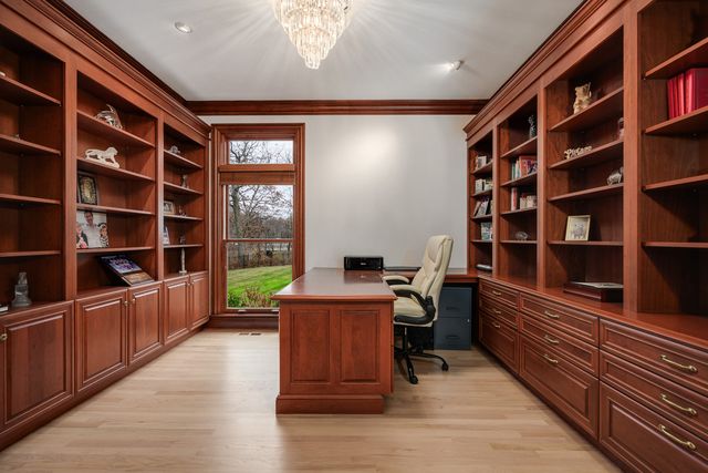 3481 Bradley Court, Highland Park, IL 60035