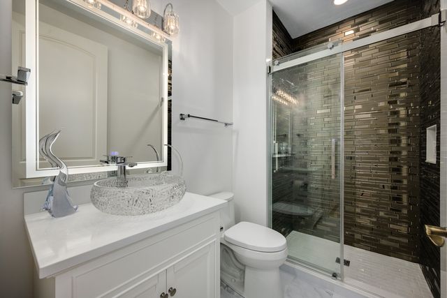 3481 Bradley Court, Highland Park, IL 60035