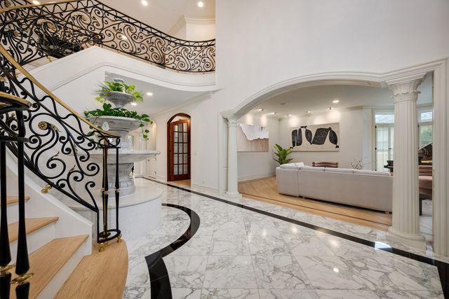 3481 Bradley Court, Highland Park, IL 60035