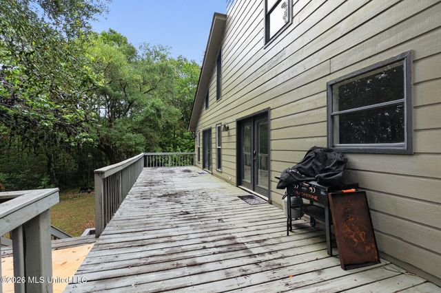 1000 Homestead Boulevard, Gautier, MS 39553