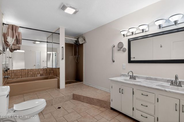 1000 Homestead Boulevard, Gautier, MS 39553