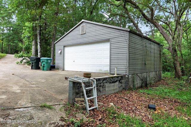 1000 Homestead Boulevard, Gautier, MS 39553