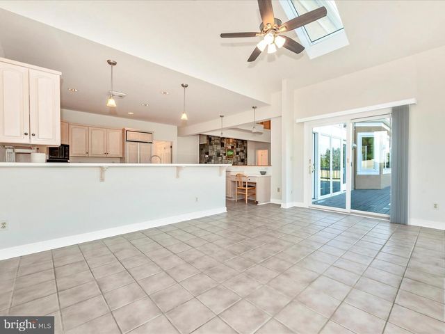 12 BARLEY FIELD, Dickerson, MD 20842