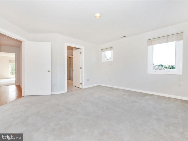 12 BARLEY FIELD, Dickerson, MD 20842