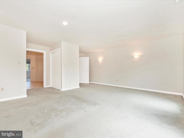 12 BARLEY FIELD, Dickerson, MD 20842