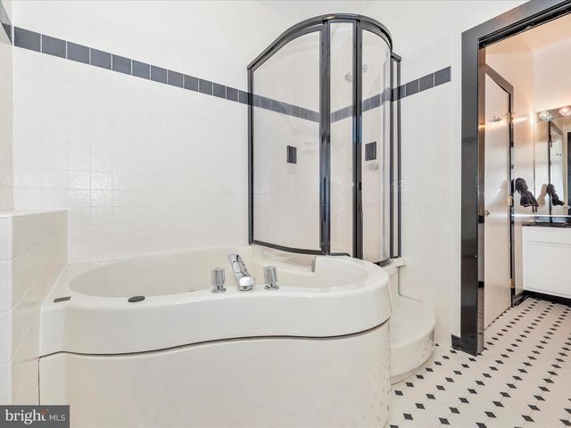 12 BARLEY FIELD, Dickerson, MD 20842