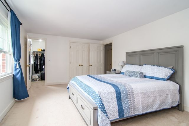21 Westerly St 6, Wellesley, MA 02482