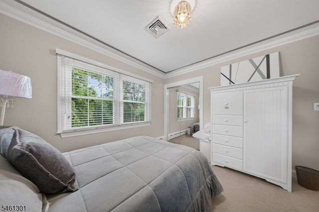 3 Debby Ln, Warren Twp., NJ 07059