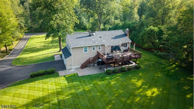 3 Debby Ln, Warren Twp., NJ 07059