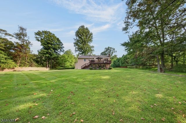 3 Debby Ln, Warren Twp., NJ 07059