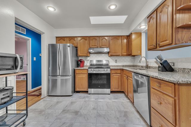 29210 Florence Street, Garden City, MI 48135