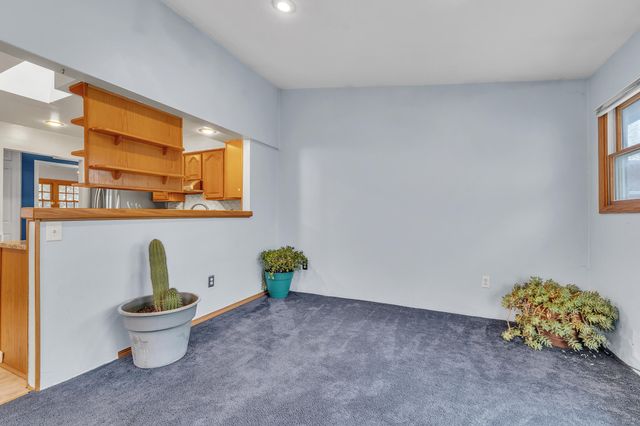 29210 Florence Street, Garden City, MI 48135