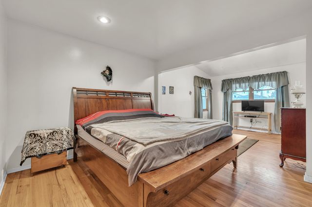 29210 Florence Street, Garden City, MI 48135