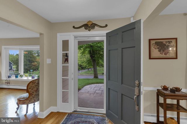 1144 DICKINSON DR, Yardley, PA 19067