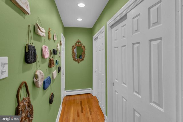 1144 DICKINSON DR, Yardley, PA 19067