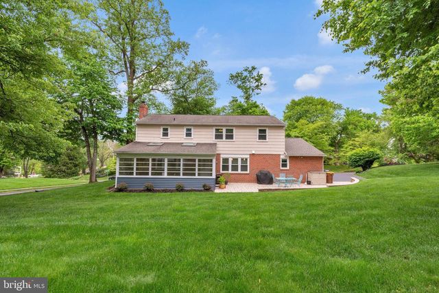 1144 DICKINSON DR, Yardley, PA 19067