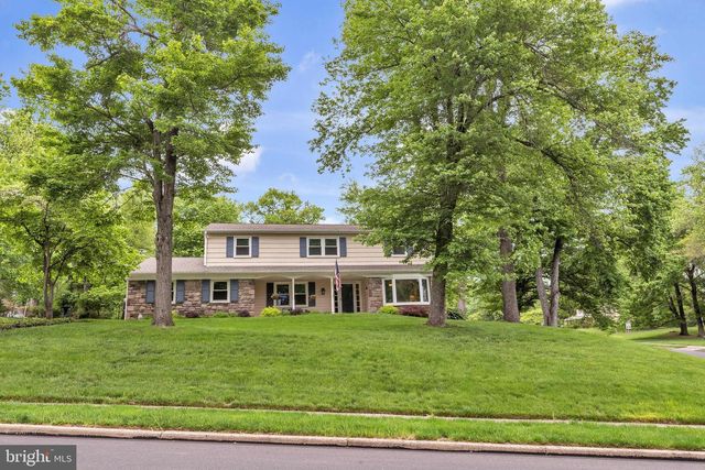 1144 DICKINSON DR, Yardley, PA 19067