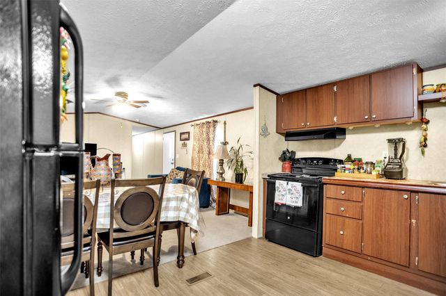 363 El Rey DR, Kyle, TX 78640