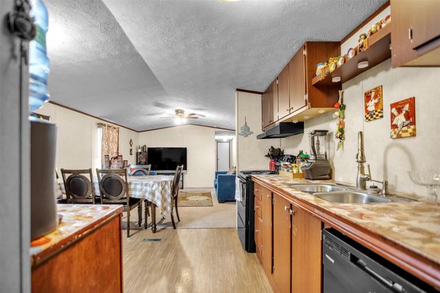 363 El Rey DR, Kyle, TX 78640