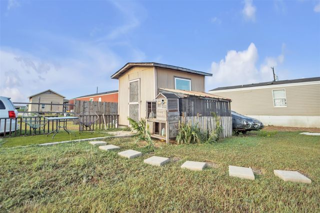 363 El Rey DR, Kyle, TX 78640