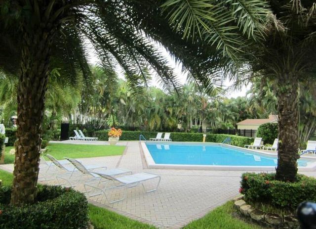 13017 Northshire Trail 4, Wellington, FL 33414