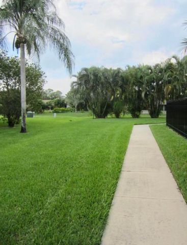 13017 Northshire Trail 4, Wellington, FL 33414