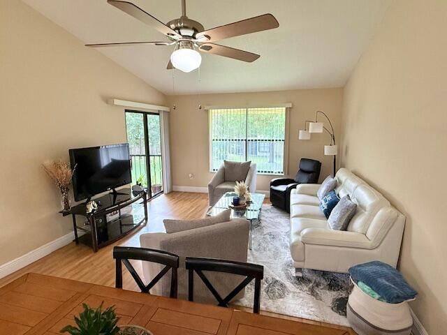 13017 Northshire Trail 4, Wellington, FL 33414