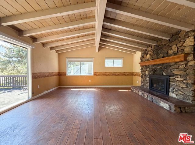 1145 Rivera Drive, Wrightwood, CA 92397