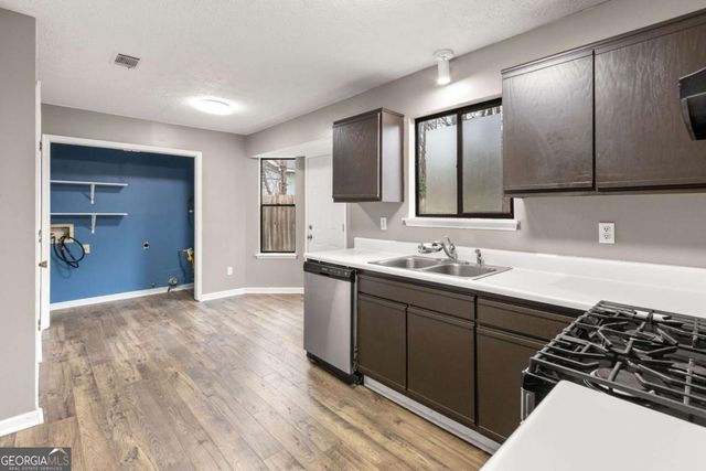 5328 Biffle Down Road, Stone Mountain, GA 30088