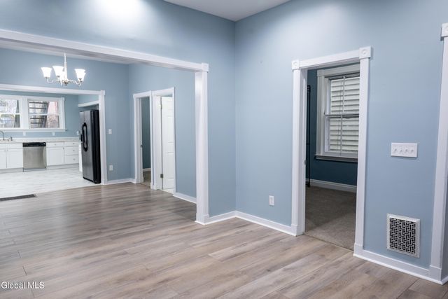 104 2nd Avenue, Troy, NY 12180