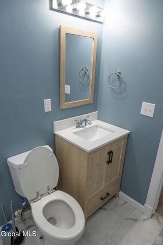 104 2nd Avenue, Troy, NY 12180