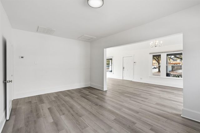 1330 Yale Street 1, Houston, TX 77008