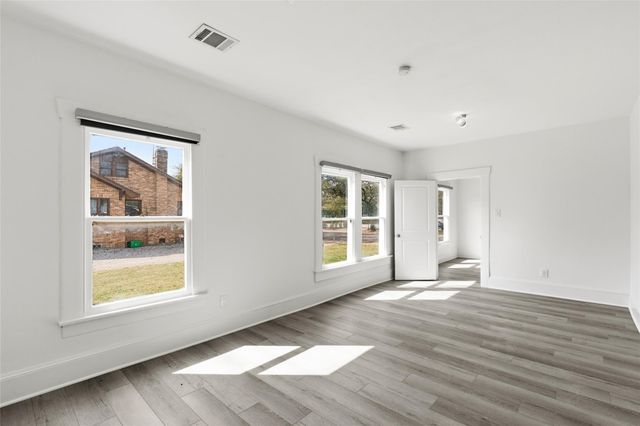 1330 Yale Street 1, Houston, TX 77008