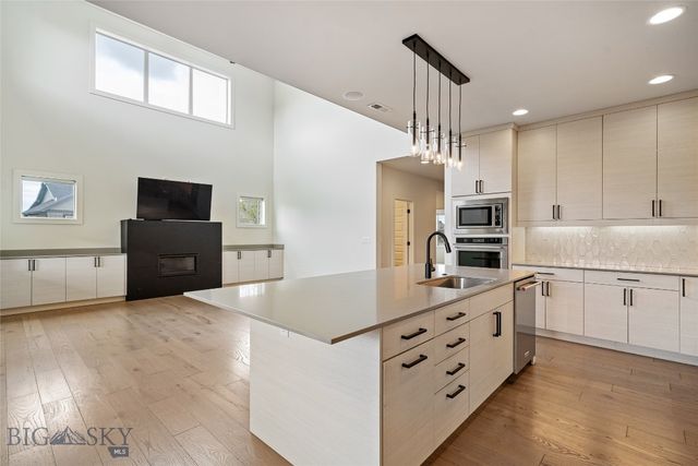 2184 Dennison Lane, Bozeman, MT 59718